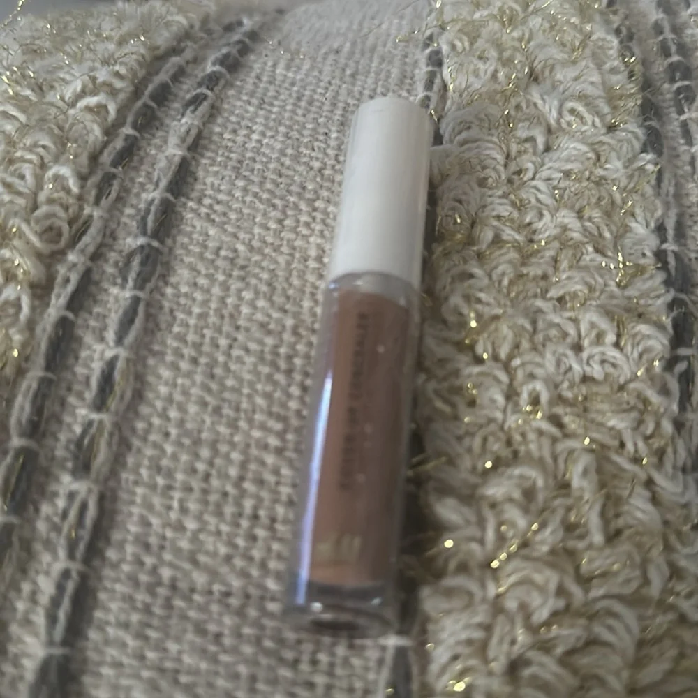 H&M CONCEALER - Picture 4 of 4